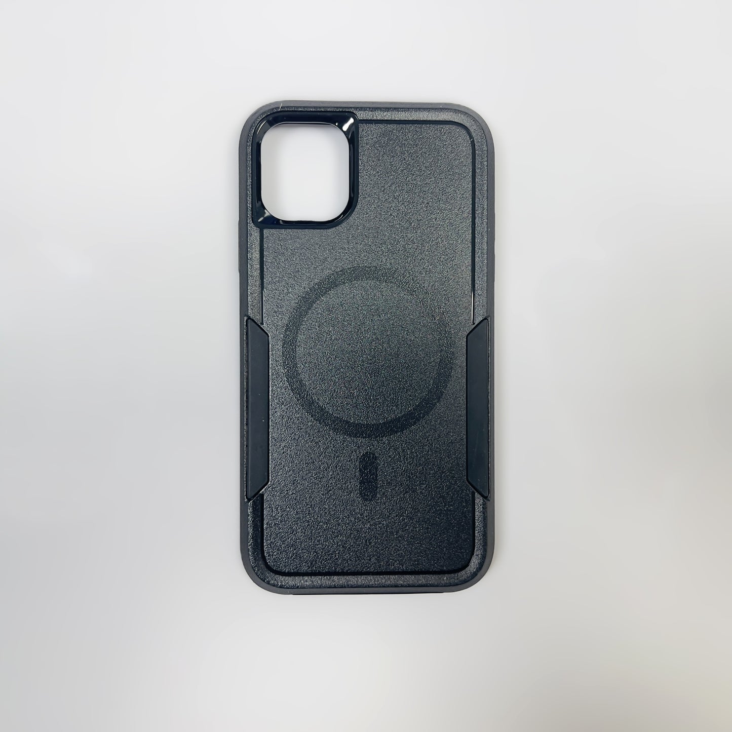 iPhone 11 6.1 Adventurer Heavy Duty 2 in 1 Magsafe Case