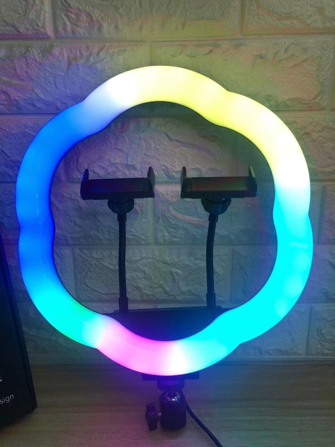 33cm 13inch LC-318 Flower-Shaped LED Ring Light with 2 Phone Holders