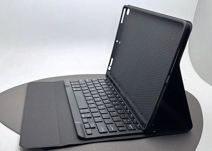 iPad Air 11 2024/Air 4/5 10.9/Pro 11 2021/2020/2018 Detachable Build-in Bluetooth Keyboard Case